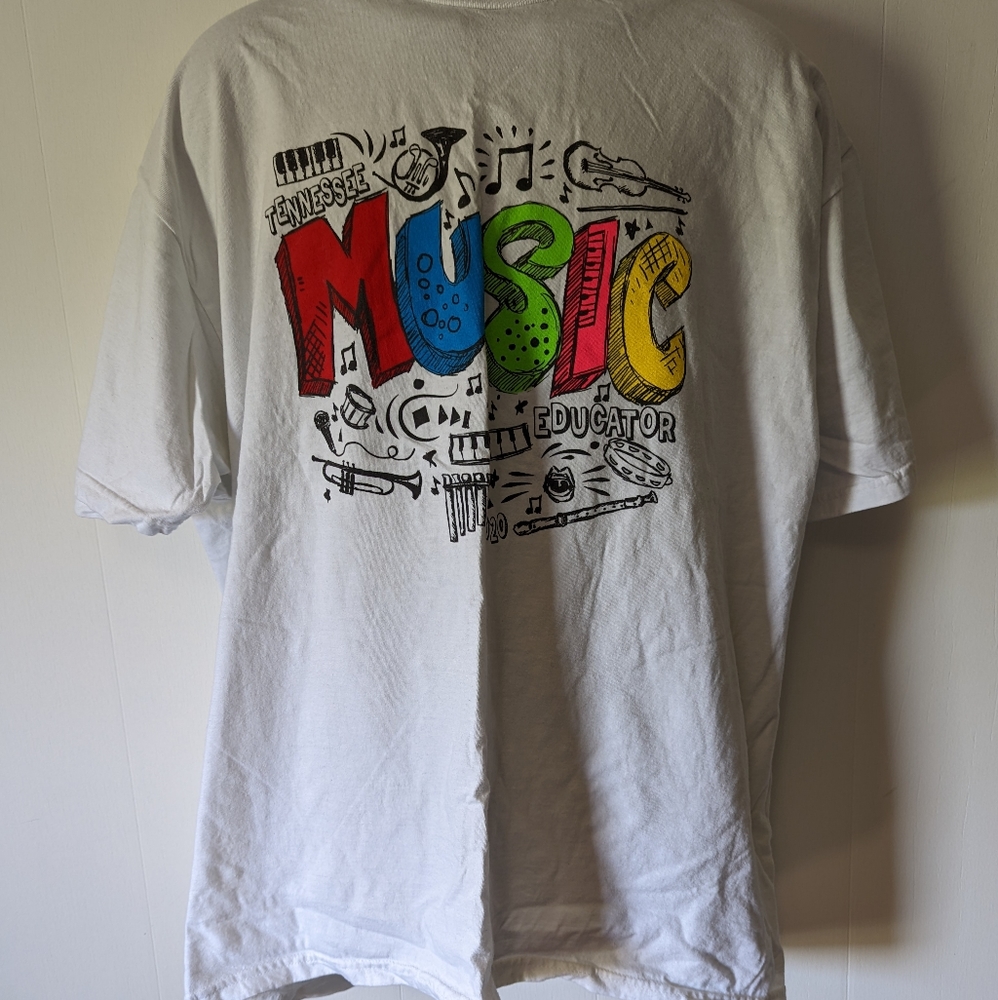 Men's Tennessee Music Educator T-shirt Size 2XL